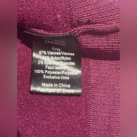 Naeem Khan 1X heavy warm maroon sweater/moto jacket w/ cutout faux leather - Picture 12 of 12